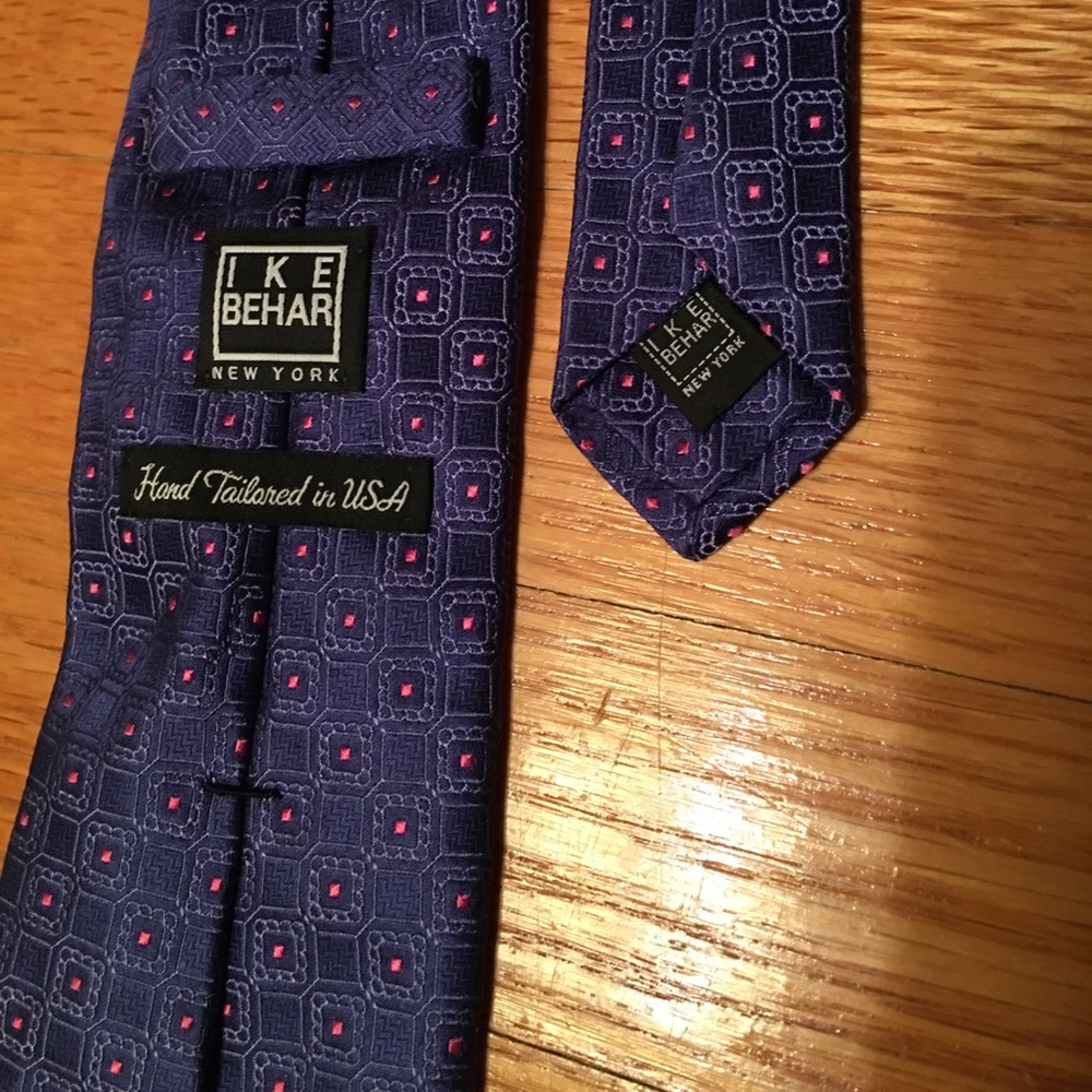 Ike Behar Men’s Silk Tie